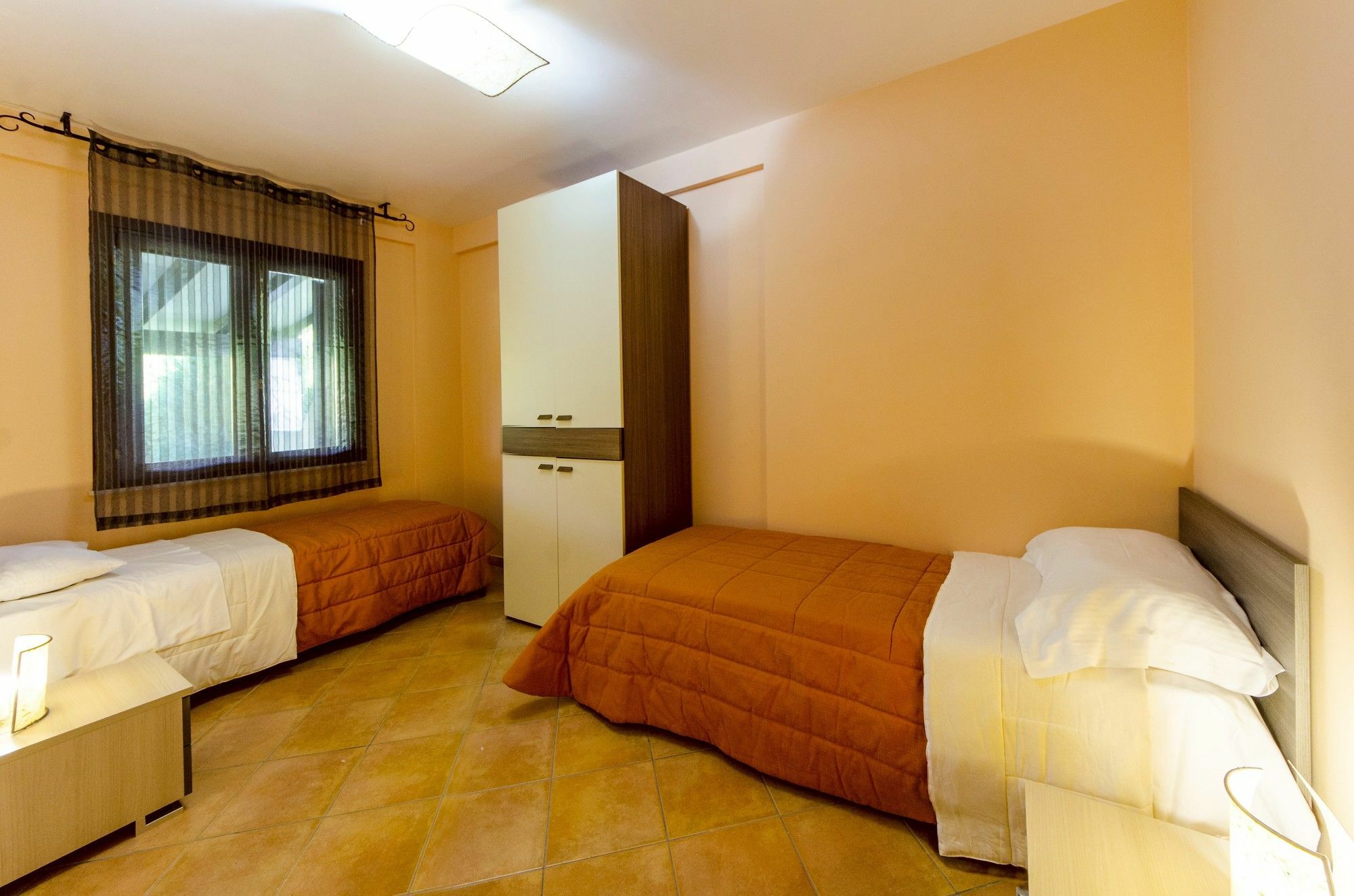 Residence Hydria Campofelice Di Roccella Esterno foto