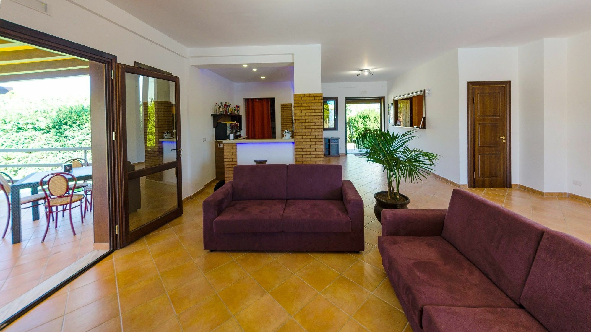 Residence Hydria Campofelice Di Roccella Esterno foto
