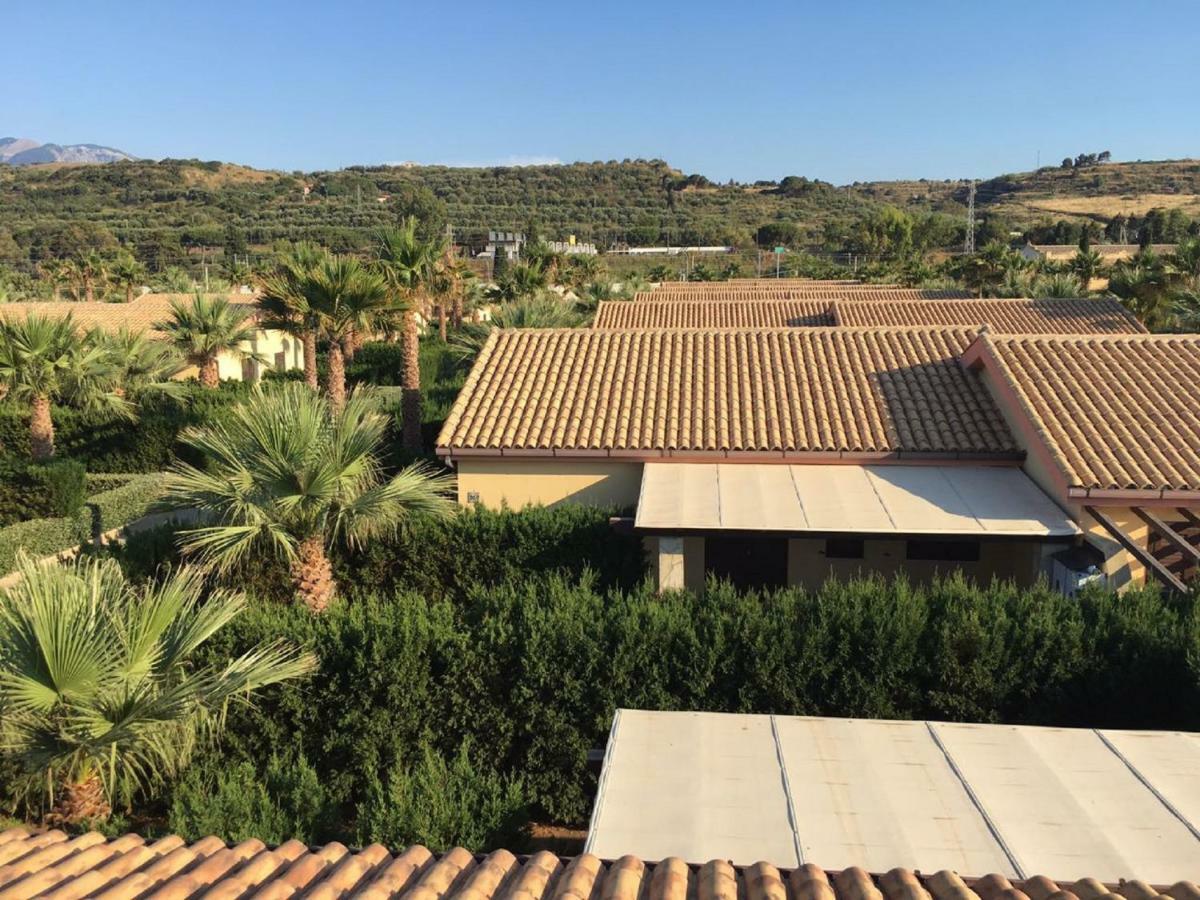 Residence Hydria Campofelice Di Roccella Esterno foto